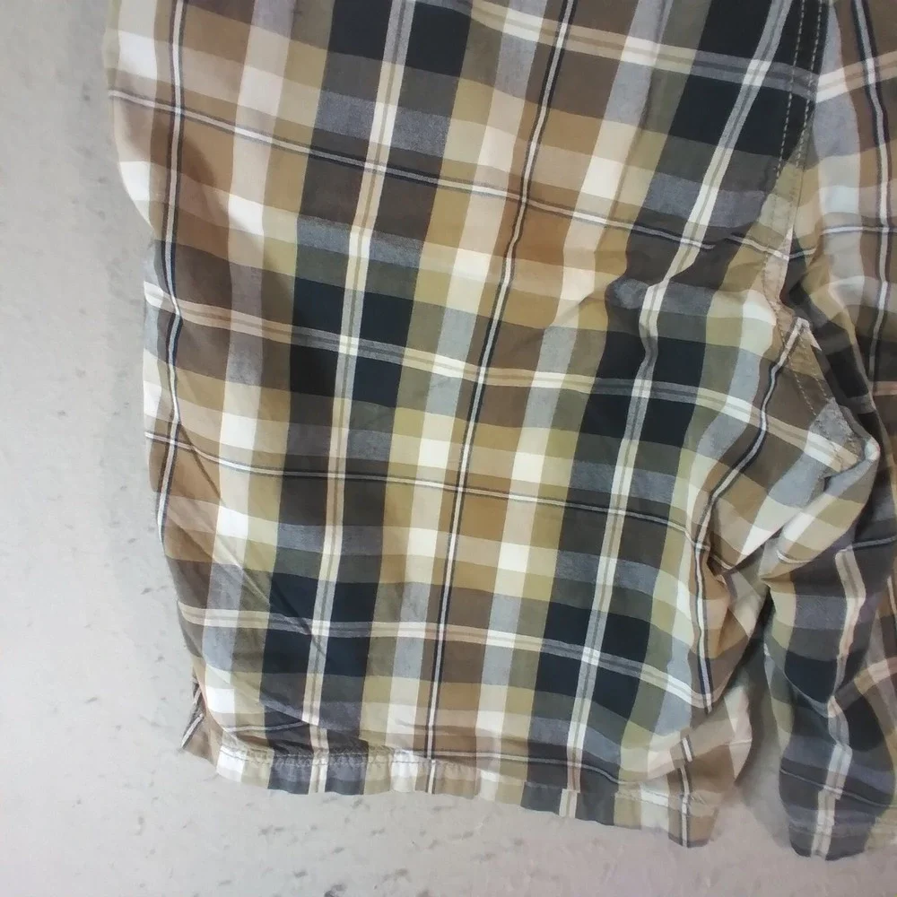 Gap Bermuda shorts men's 38 x 10 blue plaid lightweight cotton